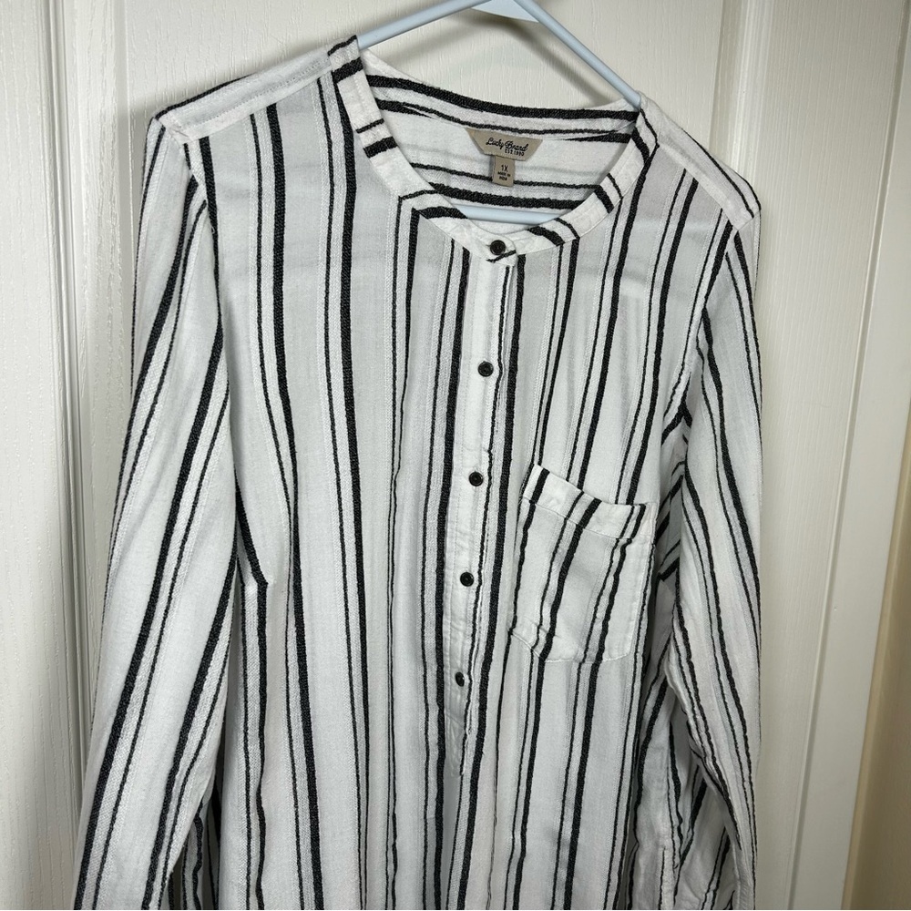 Lucky Brand Womens Size 1X Striped Long Sleeve Button Up Shirt